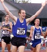 Andy Downin, winning the USA National 1500m title in 2001